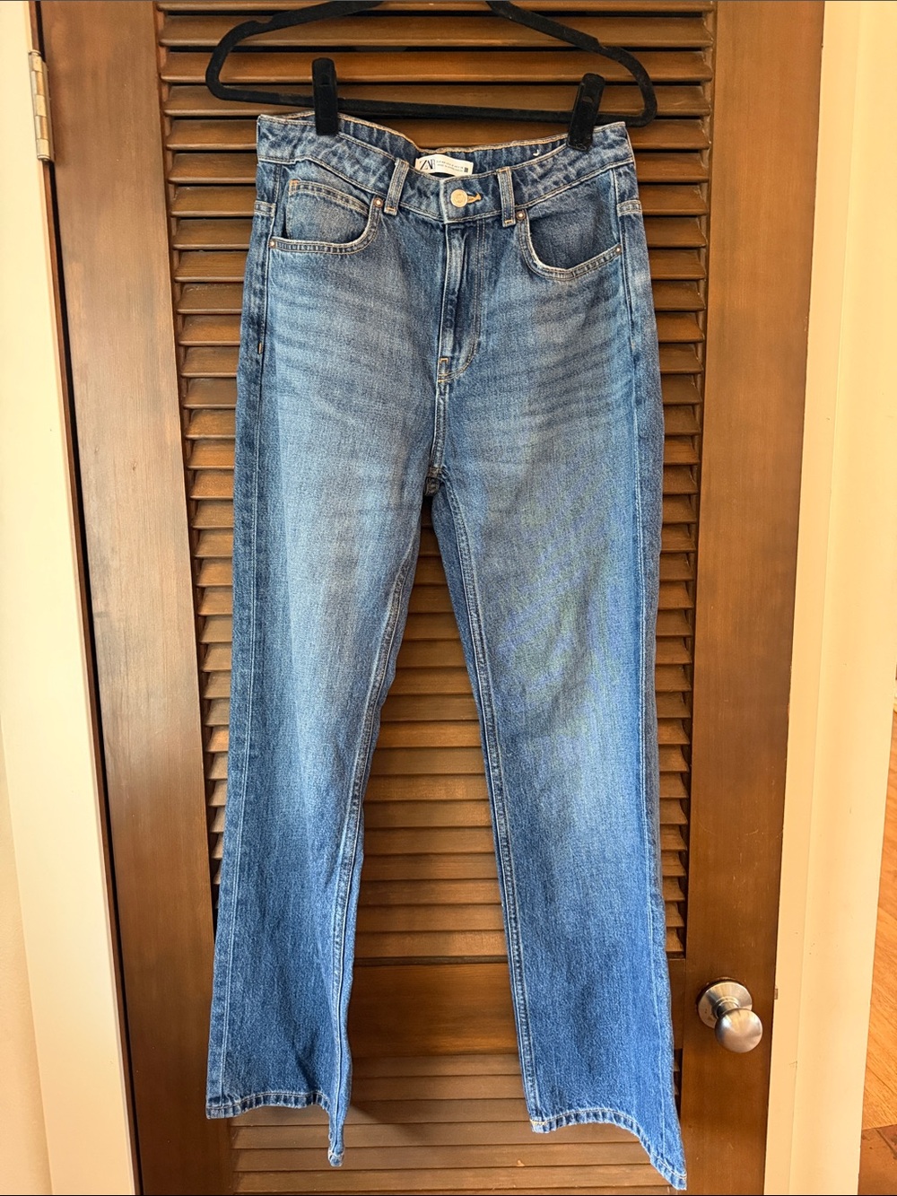 Classic Women's Blue Straight-Leg Jeans Zara